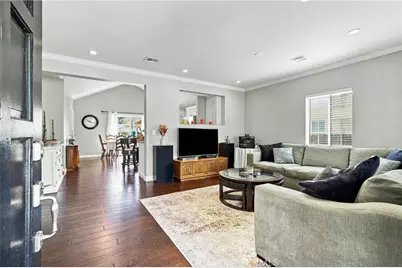 810 W Olive Avenue, Monrovia, CA 91016 - Photo 3
