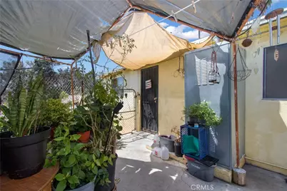 2505 Chelsea, Los Angeles, CA 90033 - Photo 9