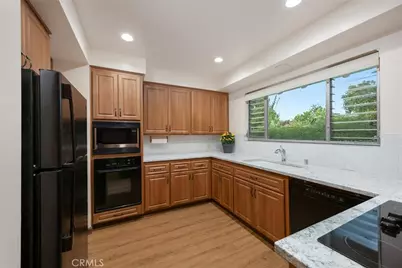 405 Hill Street, Monrovia, CA 91016 - Photo 27