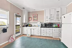 146 N Holliston, Pasadena, CA 91106 - Photo 33