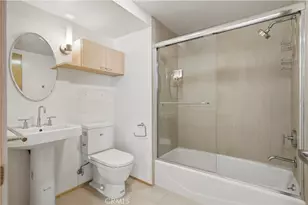 141 S Hudson Ave, Pasadena, CA 91101 - Photo 33