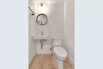 2925 S Cloverdale Avenue, Los Angeles, CA 90016 - Photo 11