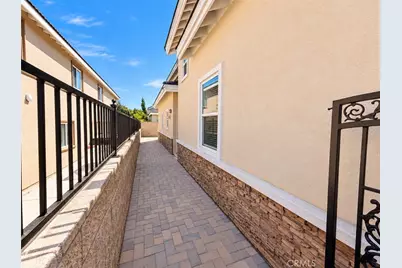 468 S Alhambra Avenue, Monterey Park, CA 91755 - Photo 13