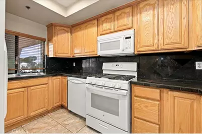 1310 E Orange Grove #102, Pasadena, CA 91104 - Photo 11