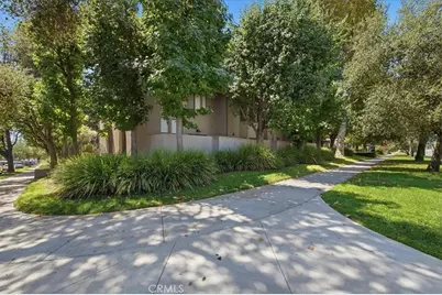 1310 E Orange Grove #102, Pasadena, CA 91104 - Photo 9