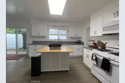18724 Chase, Northridge, CA 91324 - Photo 17