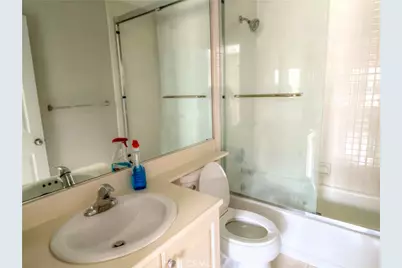 533 W Summerfield Circle, Anaheim, CA 92802 - Photo 15