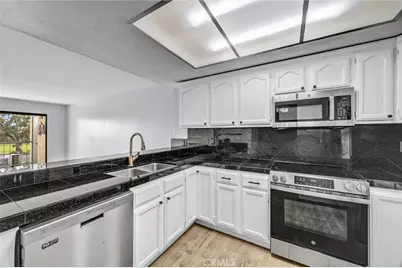 2207 Apricot, Irvine, CA 92618 - Photo 11