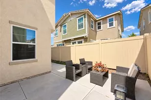 15981 Tanzinite Ln, Chino, CA 91708 - Photo 25