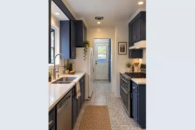 954 Burleigh, Pasadena, CA 91105 - Photo 3