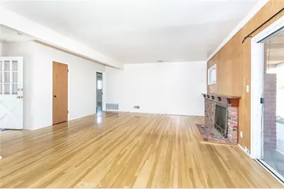 10436 Columbus Avenue, Mission Hills (San Fernando), CA 91345 - Photo 23