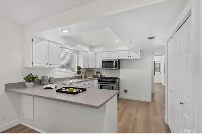 300 W Laurel Avenue, Sierra Madre, CA 91024 - Photo 15