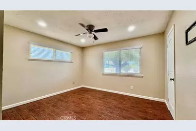 9957 Oakwood, Hesperia, CA 92345 - Photo 35