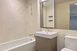 889 Francisco St, Los Angeles, CA 90017 - Photo 13