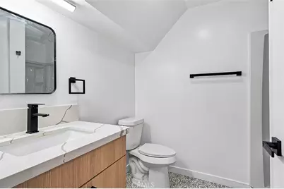 435 N Euclid, Pasadena, CA 91101 - Photo 27