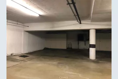380 S Orange Grove Bl #8, Pasadena, CA 91105 - Photo 11