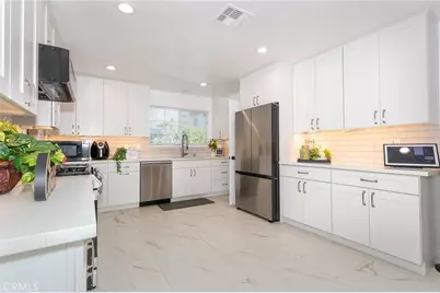 328 N Lincoln Avenue, Monterey Park, CA 91755 - Photo 17
