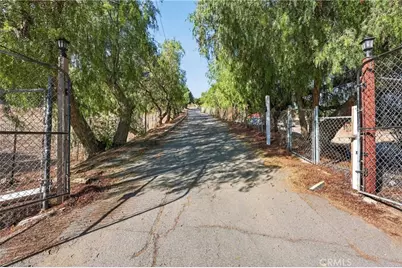 3255 Ditch, Simi Valley, CA 93063 - Photo 3