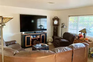 1273 Elsinor Ave, Ventura, CA 93004 - Photo 9