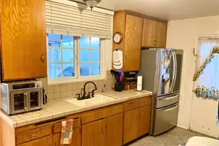 1273 Elsinor Ave, Ventura, CA 93004 - Photo 13