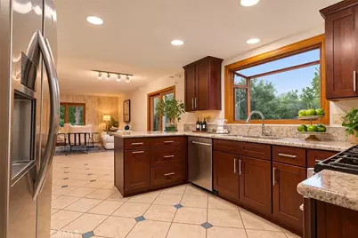 1038 La Presa, Pasadena, CA 91107 - Photo 9