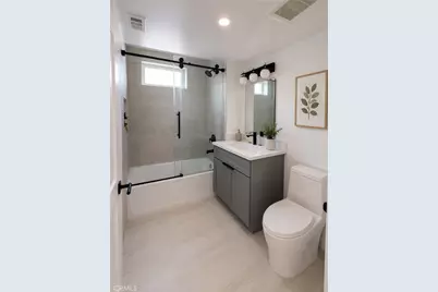 176 N Catalina Ave #402, Pasadena, CA 91106 - Photo 11