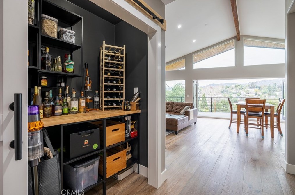 1324 Oak Grove Dr, Los Angeles CA  90041-3116 exterior