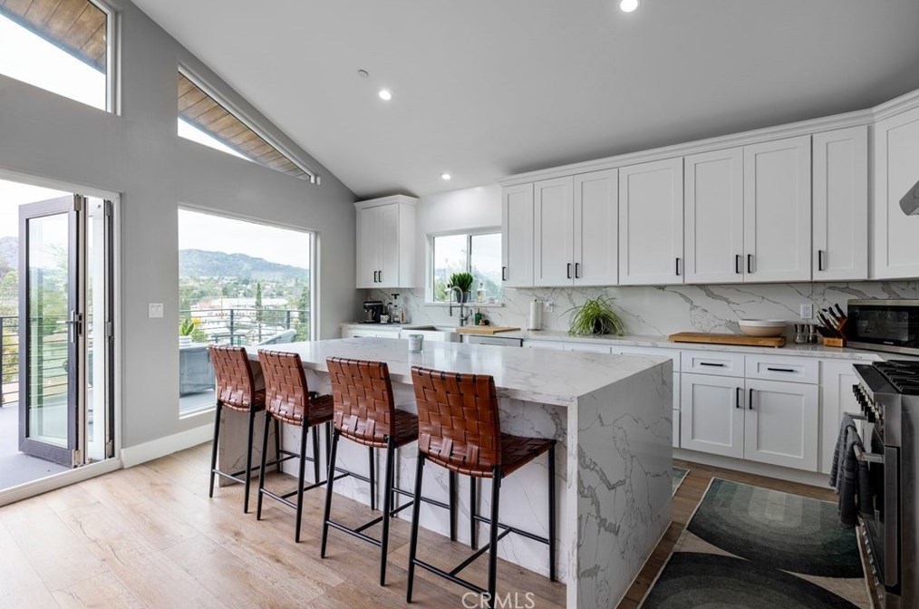 1324 Oak Grove Dr, Los Angeles CA  90041-3116 exterior