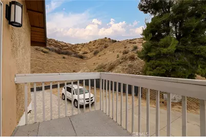 20643 Calhaven Drive, Saugus, CA 91390 - Photo 19