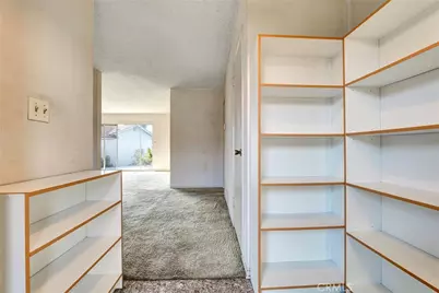 8720 Mulberry Drive, Sunland, CA 91040 - Photo 3