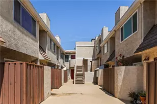 4230 Whitsett Ave, Studio City, CA 91604 - Photo 3