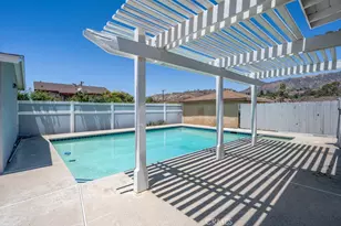 11009 Quill Ave, Sunland, CA 91040 - Photo 25