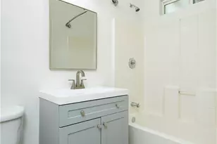 10161 Foothill Blvd, Sylmar, CA 91342 - Photo 17