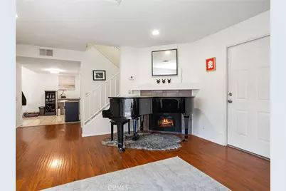 10341 Canoga Avenue #3, Chatsworth, CA 91311 - Photo 13