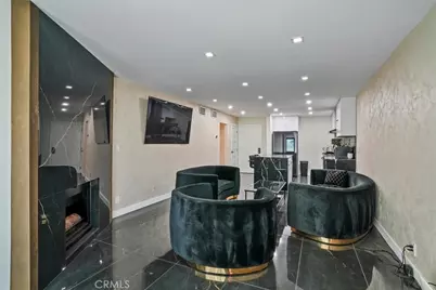 12720 Burbank Boulevard #118, Valley Village, CA 91607 - Photo 7