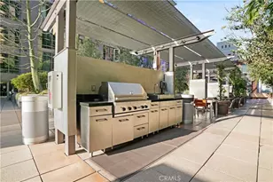 1111 S Grand Ave, Los Angeles, CA 90015 - Photo 29