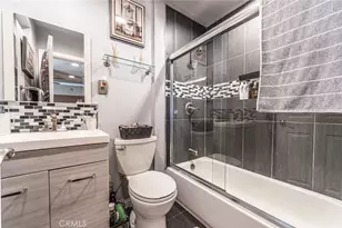 2525 S Cochran Ave, Los Angeles, CA 90016 - Photo 13