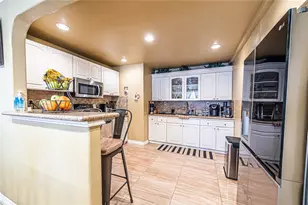 2525 S Cochran Ave, Los Angeles, CA 90016 - Photo 17