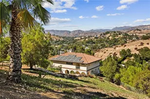 9658 Wheatland Ave, Sunland, CA 91040 - Photo 43