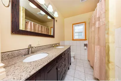 10425 Rainier Street, Los Angeles, CA 91352 - Photo 9
