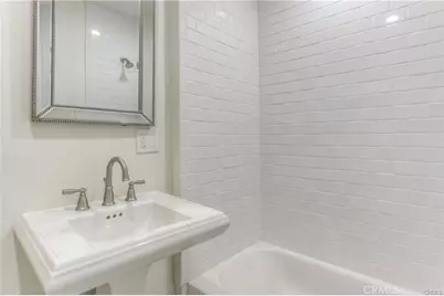 1925 N Screenland Drive, Burbank, CA 91505 - Photo 15