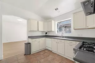 33320 Kingbird Way, Acton, CA 93510 - Photo 7