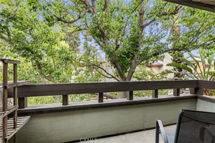 13561 Valerio St, Van Nuys, CA 91405 - Photo 27