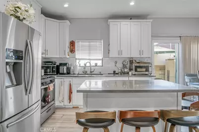 7663 Shadyglade Avenue, North Hollywood, CA 91605 - Photo 9