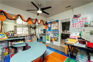 16040 Parthenia, North Hills, CA 91343 - Photo 11