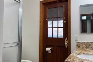 3003 Mesa Verde Dr, Burbank, CA 91504 - Photo 19