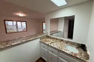 3003 Mesa Verde Dr, Burbank, CA 91504 - Photo 25