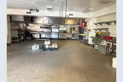 1861 Victory Place, Burbank, CA 91506 - Photo 5