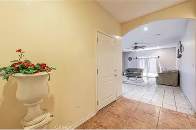 21419 21419 Neuralia, California City, CA 93505 - Photo 7