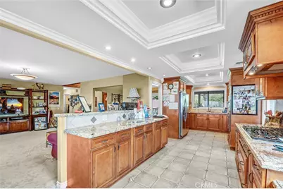 8530 Vine Valley, Los Angeles, CA 91352 - Photo 15